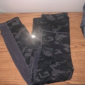 Fabletics Powerhold leggings